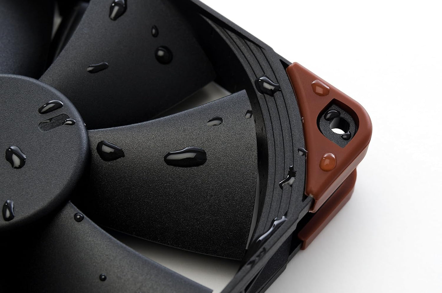 Noctua NF-F12 iPPC 3000 PWM, Heavy Duty Cooling Fan, 4-Pin, 3000 RPM (120mm, Black)