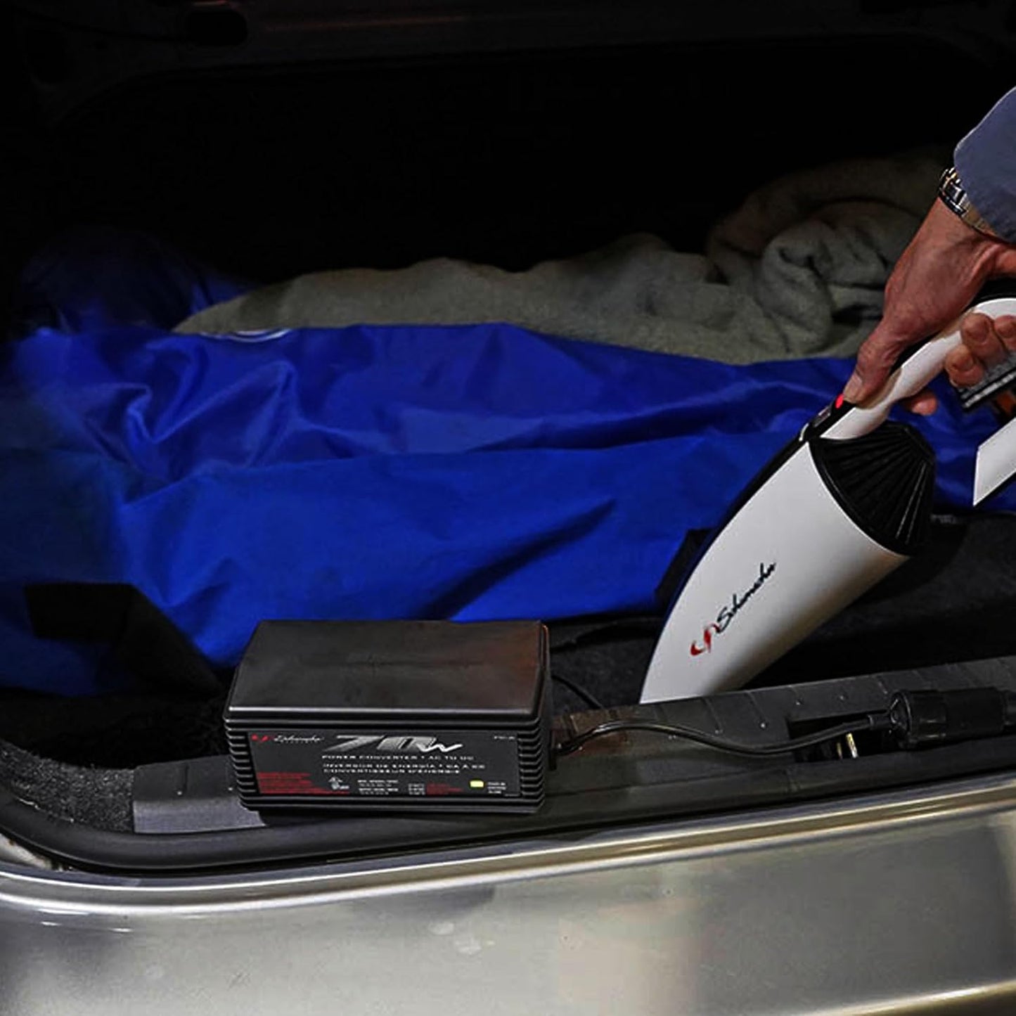 Schumacher Electric AC to DC Power Converter, PC-6, 70 Continuous Watts, 140 Peak Watts, 12 Volt DC Accessory Port, Plugs into Household AC Outlets